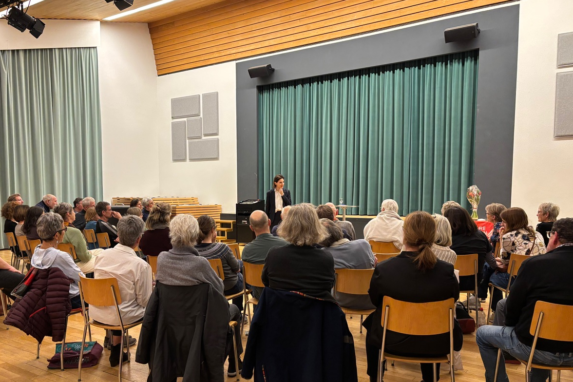 Café Fédéral mit Nationalrätin Anna Rosenwasser in Obfelden